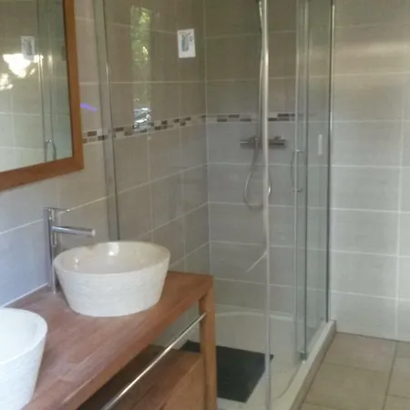 La Casita Climatisee Avec Piscine Pres D'uzes *