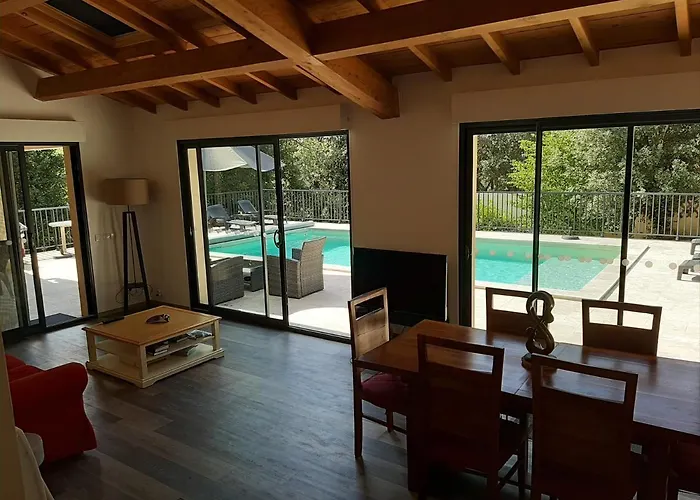 La Casita Climatisee Avec Piscine Pres D'uzes Villa